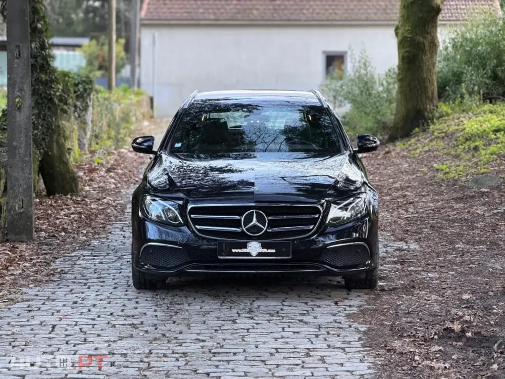 Mercedes-Benz E 300 de AMG Line