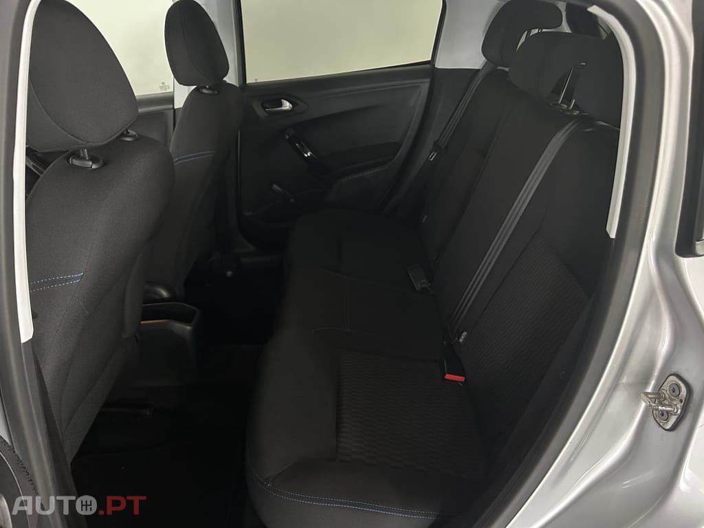 Peugeot 208 1.2 PureTech Style