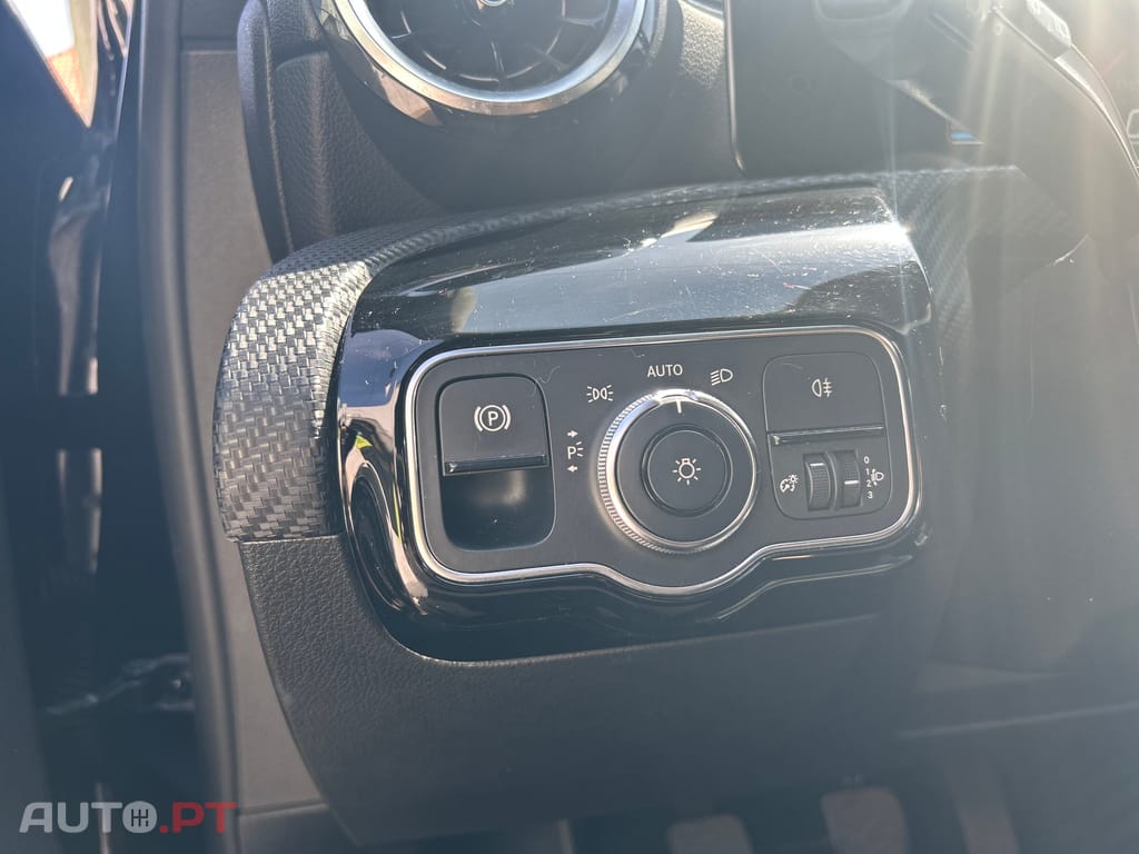 Mercedes-Benz A 180 D PROGRESSIVE