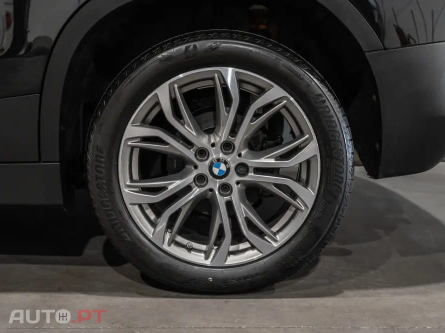 BMW X2 18 i sDrive Auto