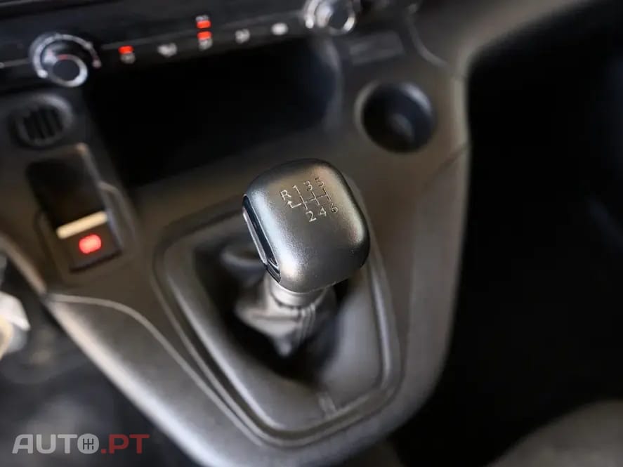 Peugeot Partner 1.5 BlueHDi Pro Longa