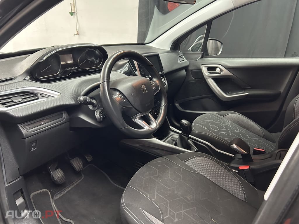 Peugeot 2008 1.2 Puretech Active