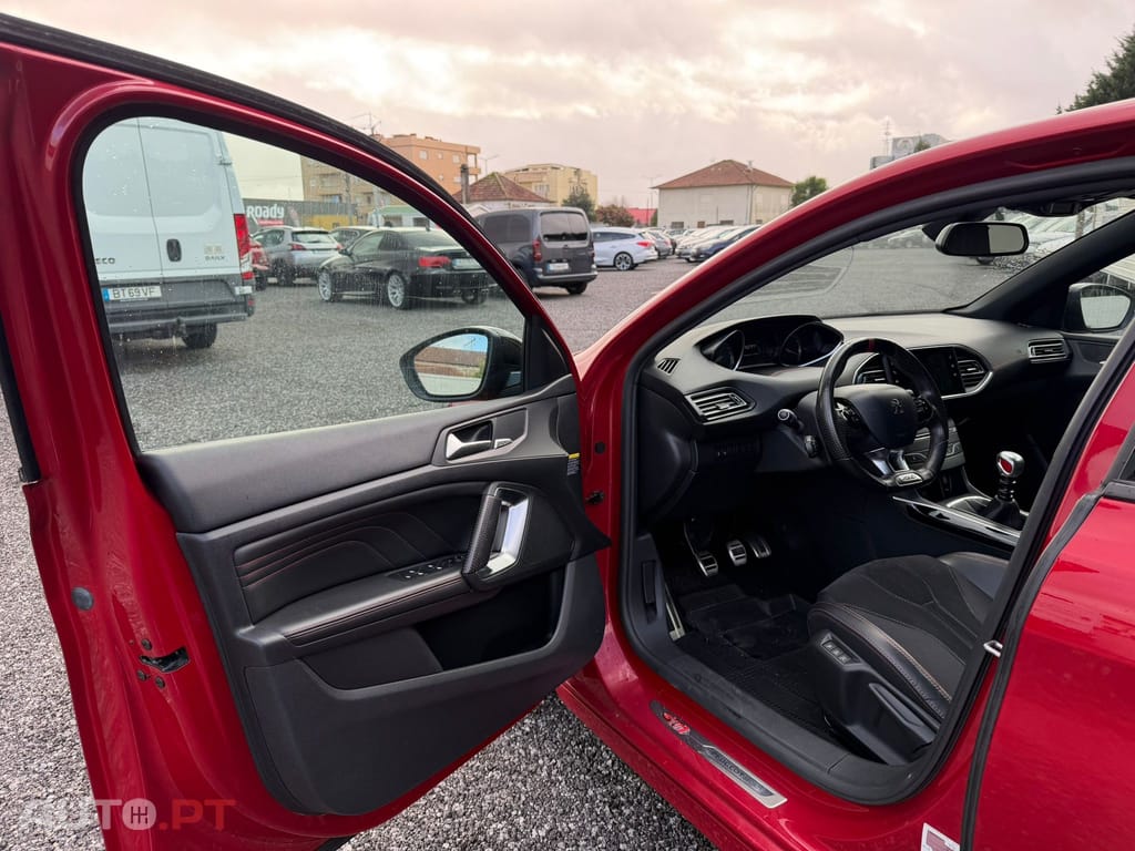 Peugeot 308 1.6 e-THP GTi