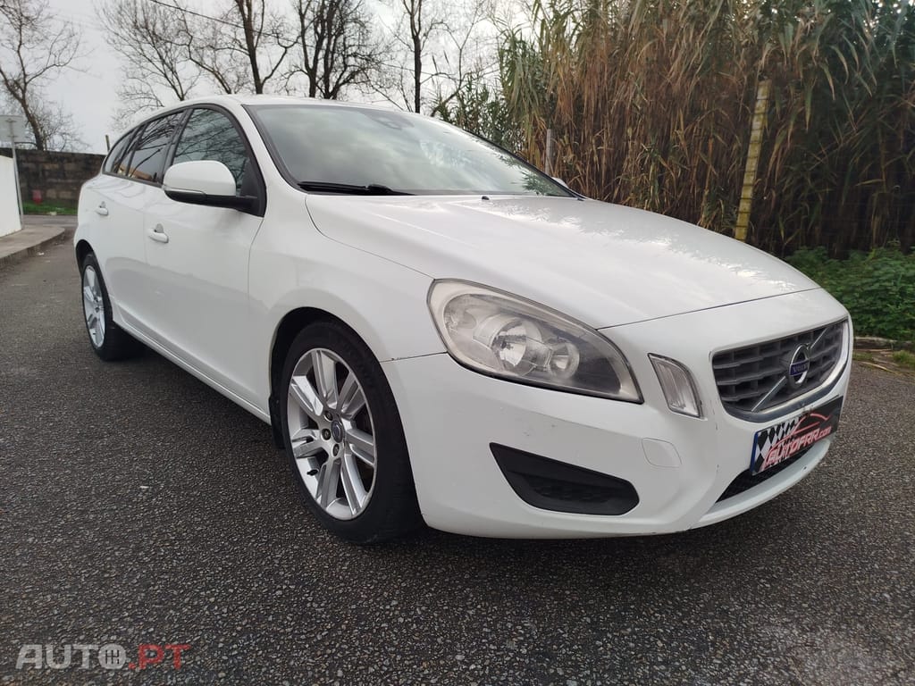 Volvo V60 1.6 D2 Drive Summum Start/Stop