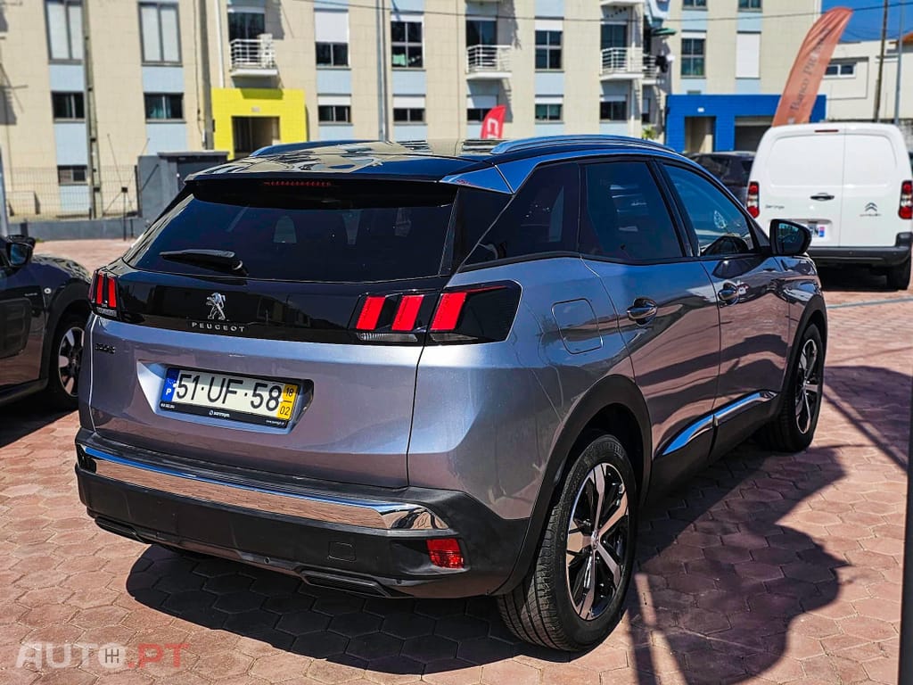 Peugeot 3008 1.5 BlueHDi Crossway