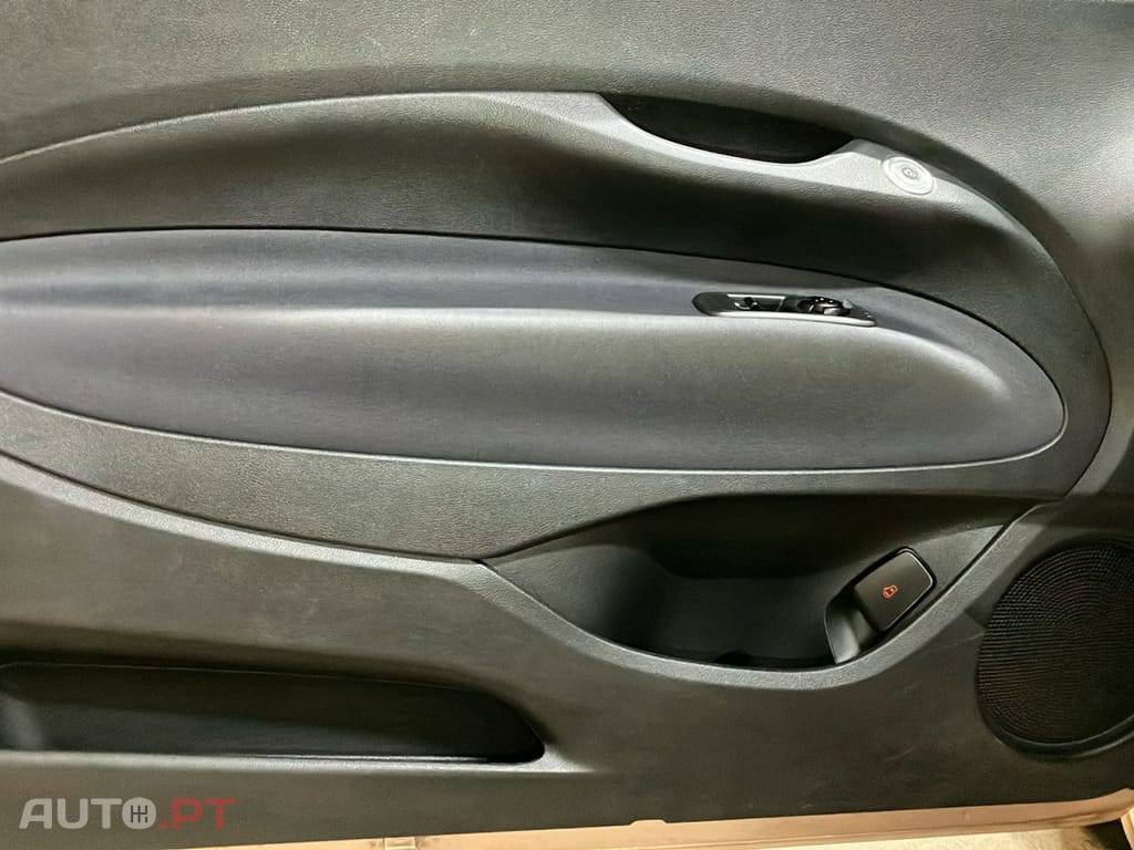 Fiat 500e Icon Plus 42 KWh