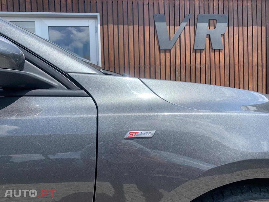 Ford Focus 1.5 TDCi EcoBlue ST-Line