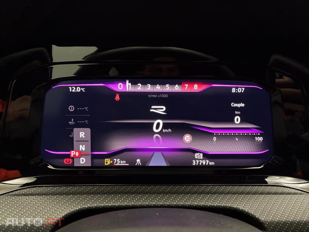 Volkswagen Golf 2.0 TSI R DSG