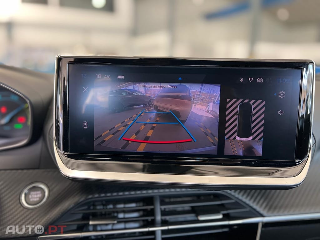 Peugeot E-2008 54 kWh Active