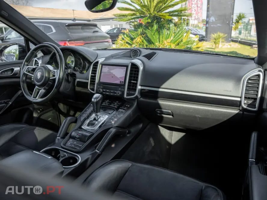 Porsche Cayenne S E-Hybrid