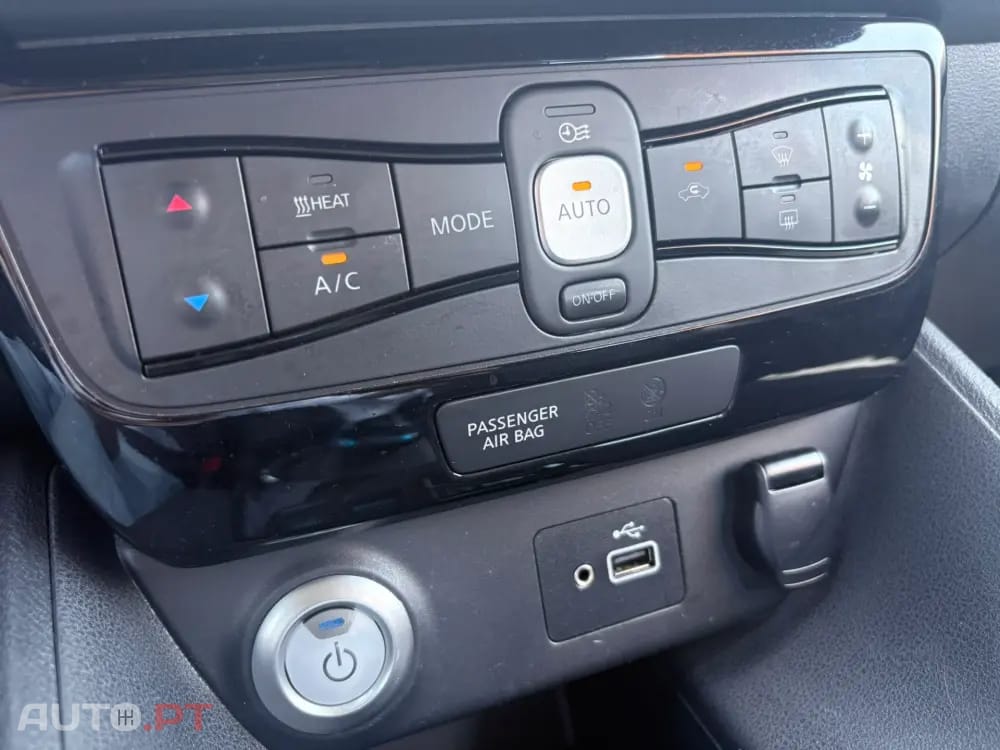 Nissan Leaf N-Connecta