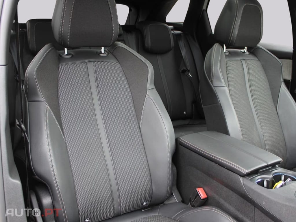Peugeot 3008 225 GT I.V.A DEDUTIVEL