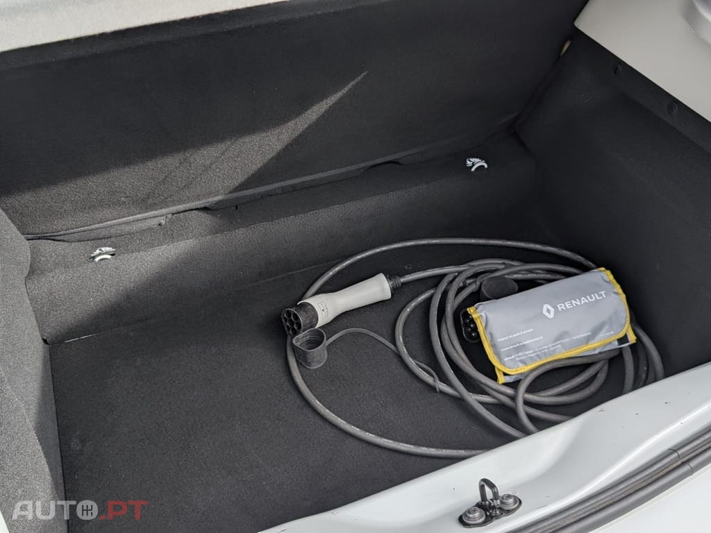 Renault Zoe (c/ Bateria) 41 kwh Life
