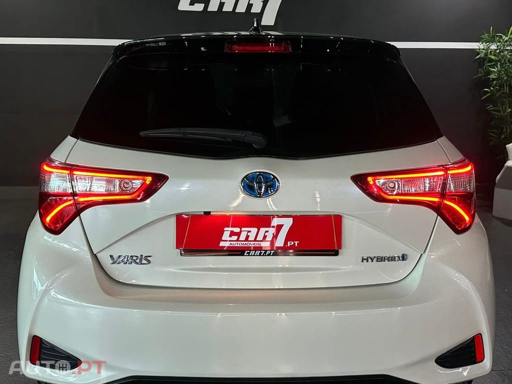 Toyota Yaris 1.5 HSD Comfort +P.Style+P.Techno