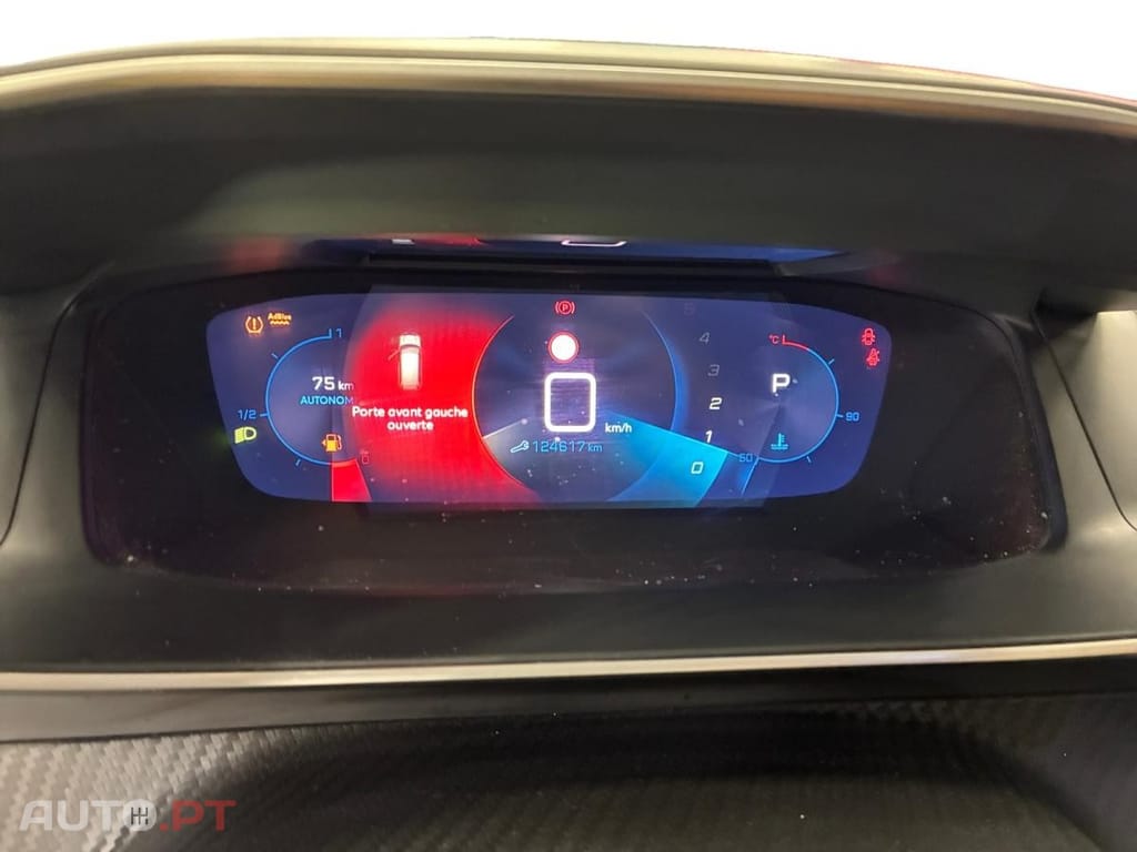 Peugeot 2008 1.5 BlueHDi Allure Pack EAT8