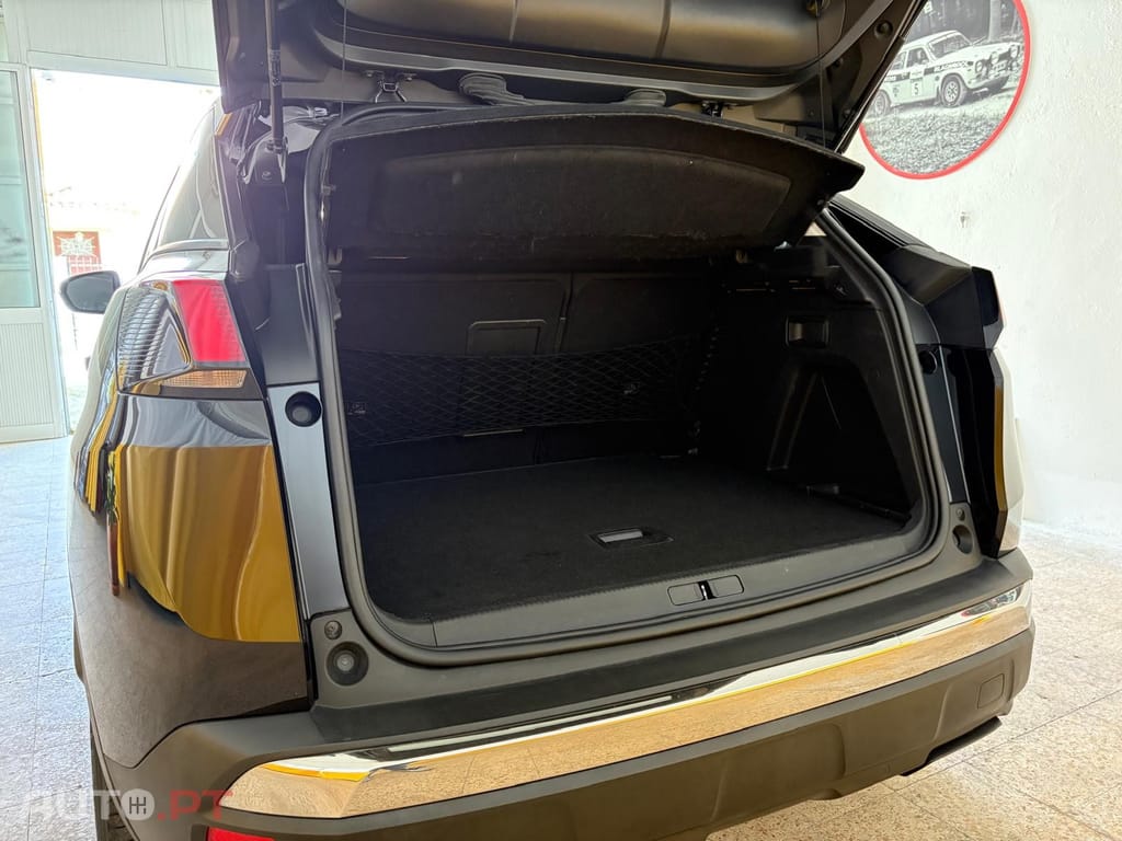 Peugeot 3008 1.5 BlueHDi Active