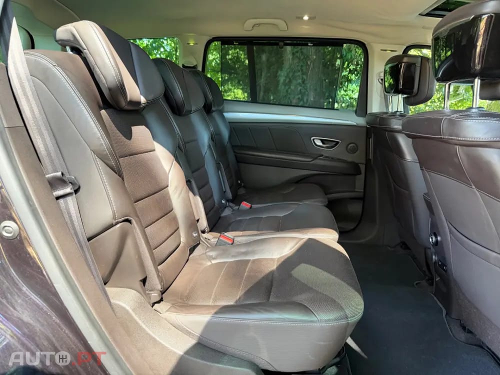 Renault Espace 1.6 dCi Initiale Paris EDC
