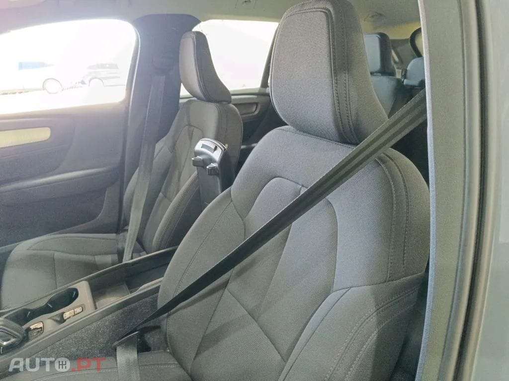 Volvo XC40 1.5 T5 PHEV R-Design Expression