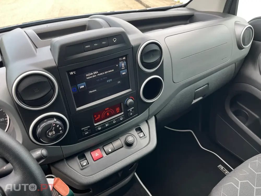 Peugeot E-Partner 50 kWh Premium Standard