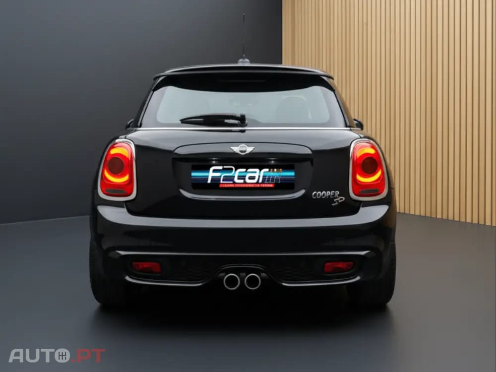 MINI Cooper Cooper SD Auto