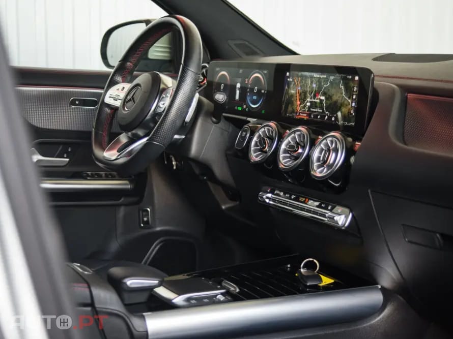 Mercedes-Benz EQA 300 4Matic AMG Line