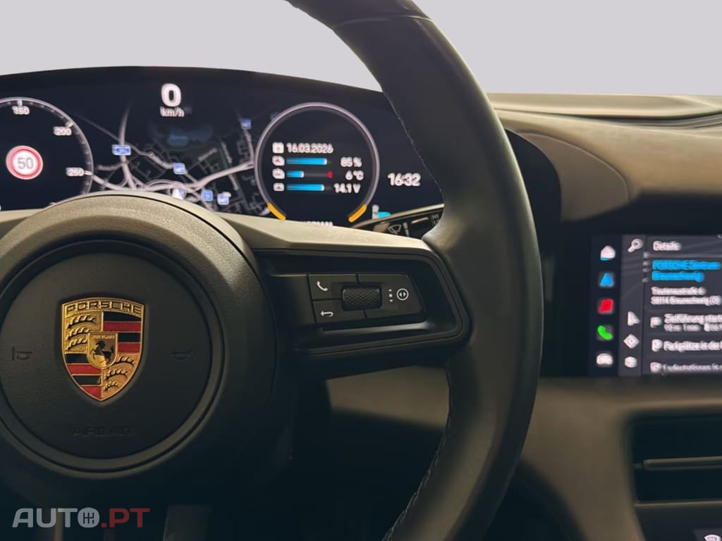 Porsche Taycan Performance I.V.A DEDUTIVEL 