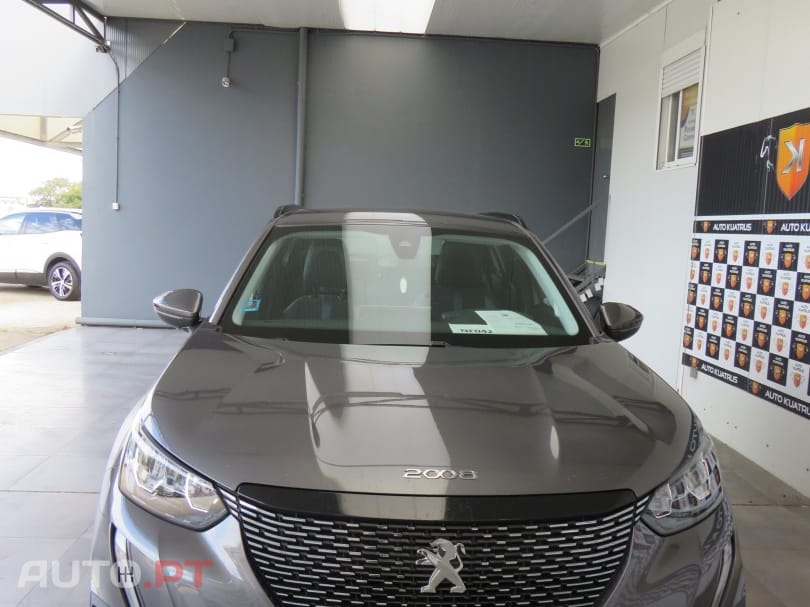 Peugeot 2008 1.5 BlueHDi Allure