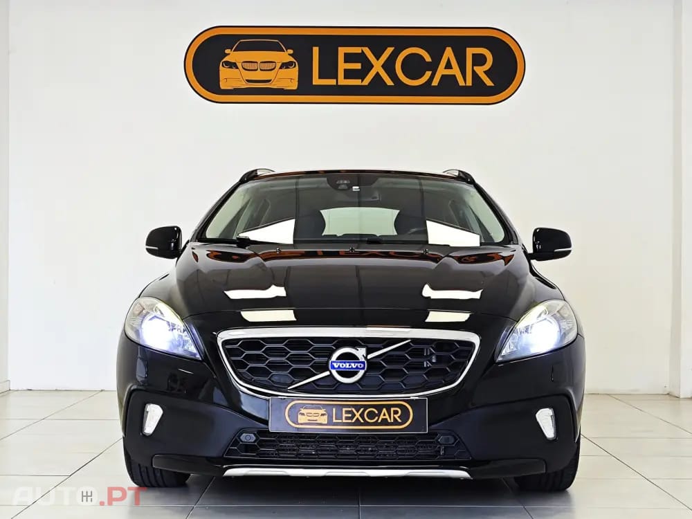 Volvo V40 Cross Country 1.6 D2 Momentum