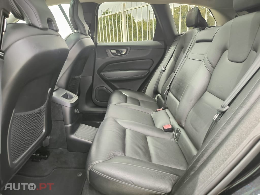 Volvo XC60 2.0 T8 PHEV Inscription AWD