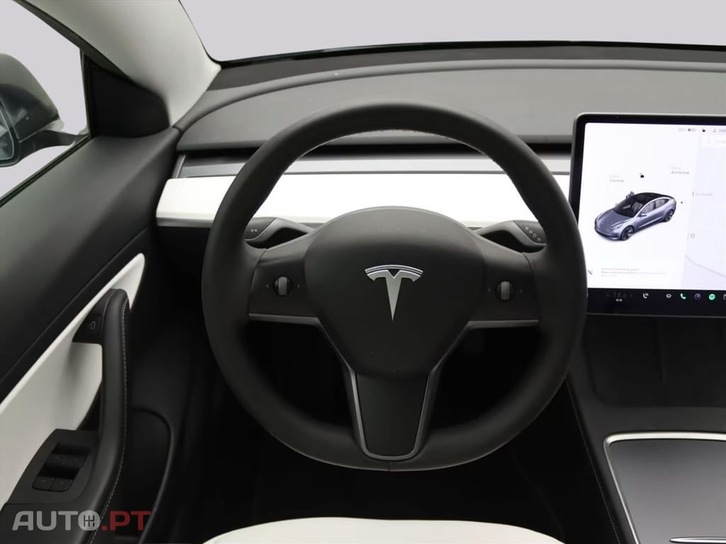 Tesla Model 3 Long-Range AWD I.V.A DEDUTÍVEL