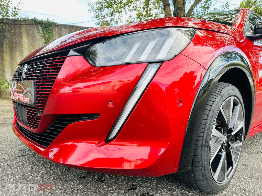 Peugeot 208 GT
