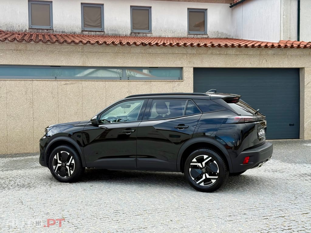 Peugeot 2008 1.2 PureTech GT EAT8