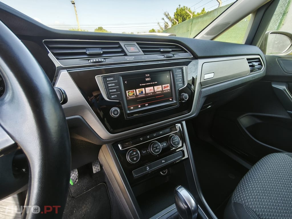Volkswagen Touran 1.6 TDI Confortline DSG