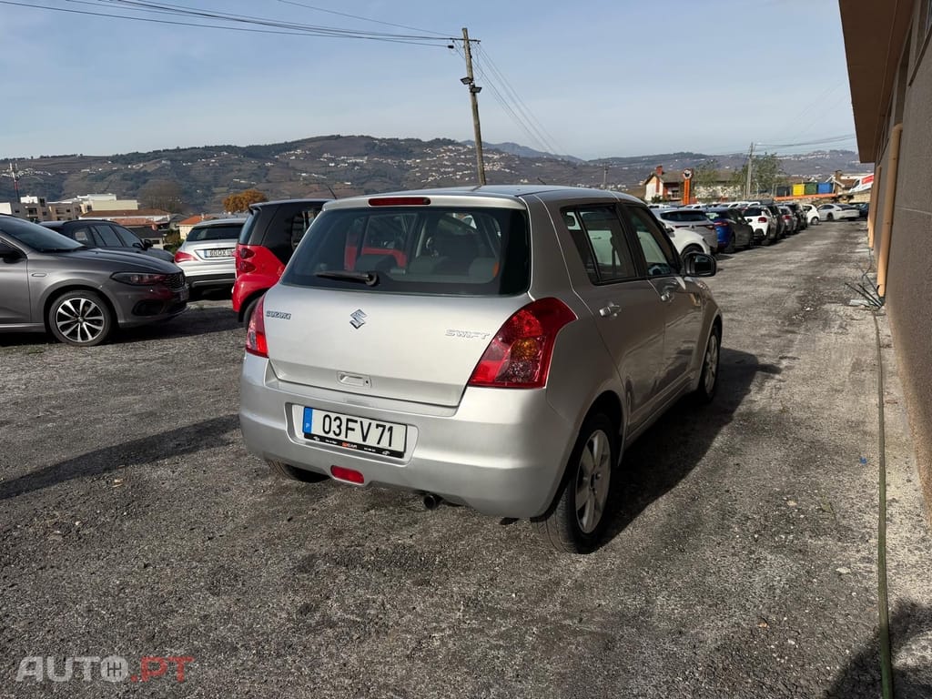 Suzuki Swift 1.3 DDiS GL