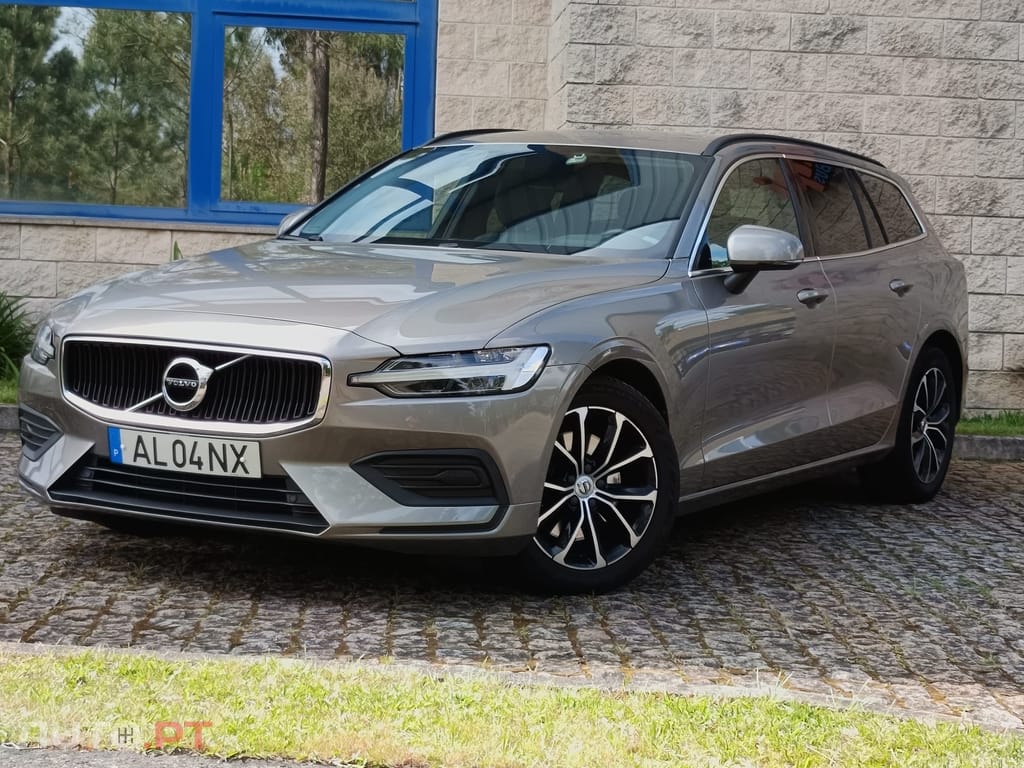 Volvo V60 2.0 B4 Momentum Plus Geartronic