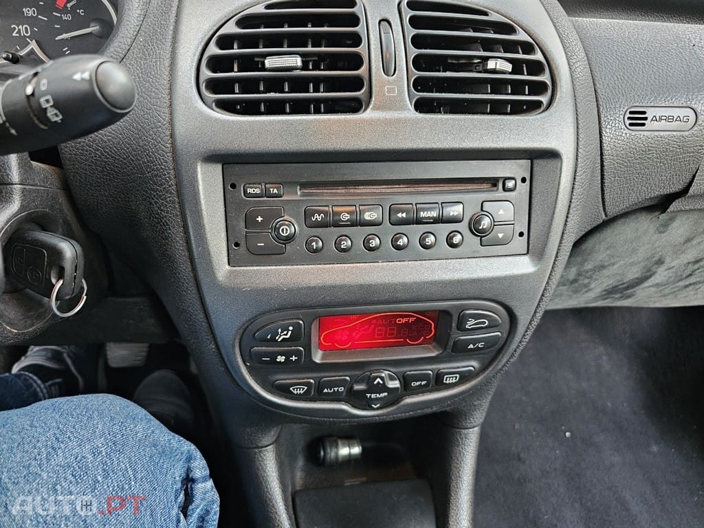 Peugeot 206 1.4 16V XT