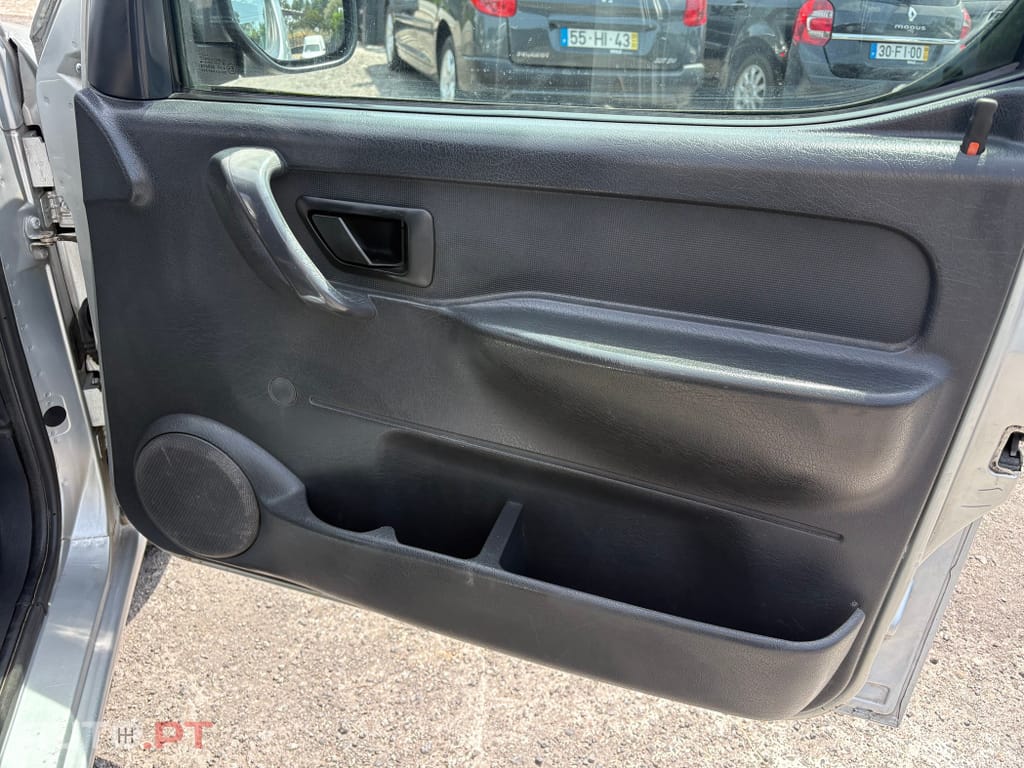 Citroen Berlingo 1.9 D 800 Plancher
