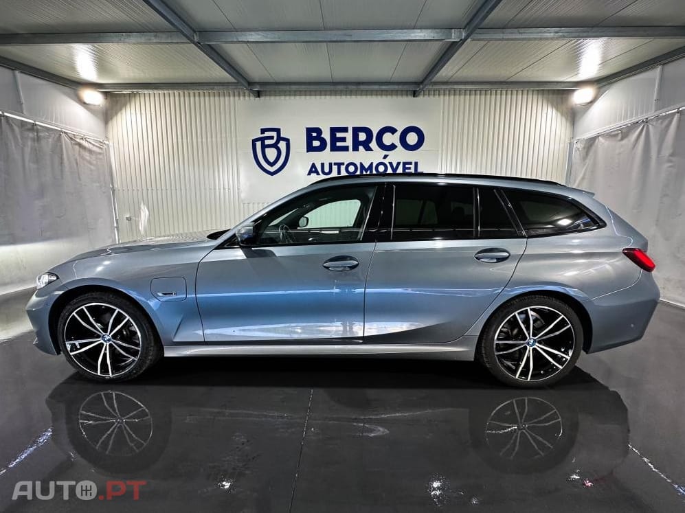 BMW 330 e Pack 50 anos M Auto