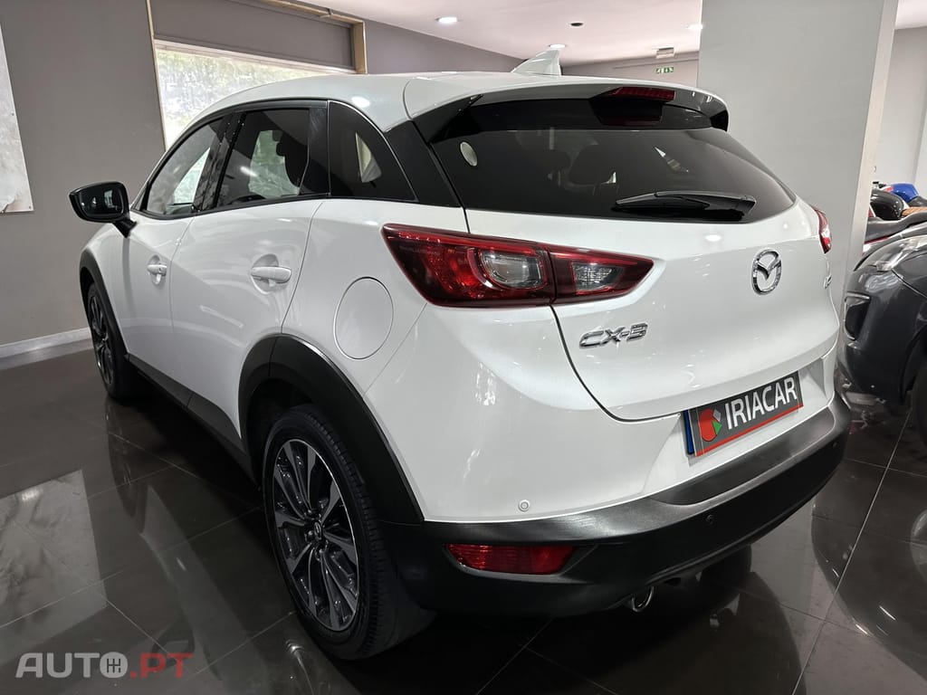 Mazda CX-3 1.8 Skyactiv-D Excellence AT Navi