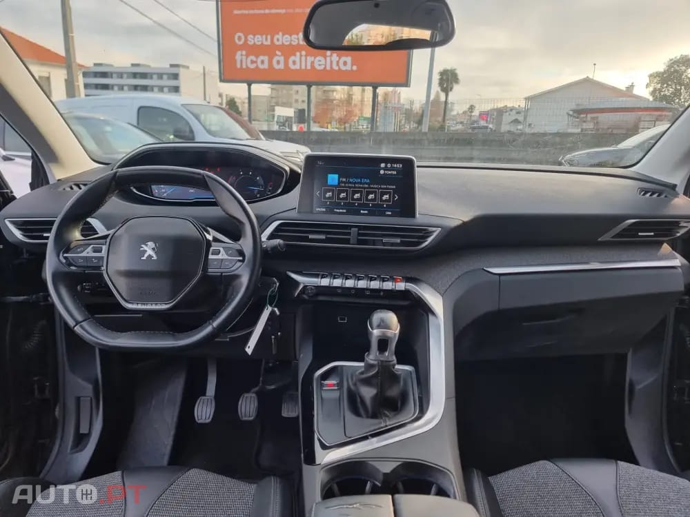 Peugeot 5008 1.5 BlueHDi Allure