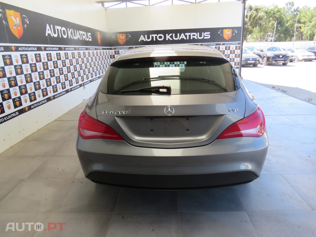 Mercedes-Benz CLA 200 d Shooting Brake Urban Aut.