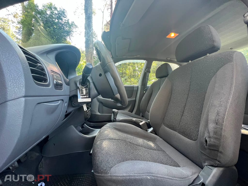 Hyundai Accent 1.3 Confort