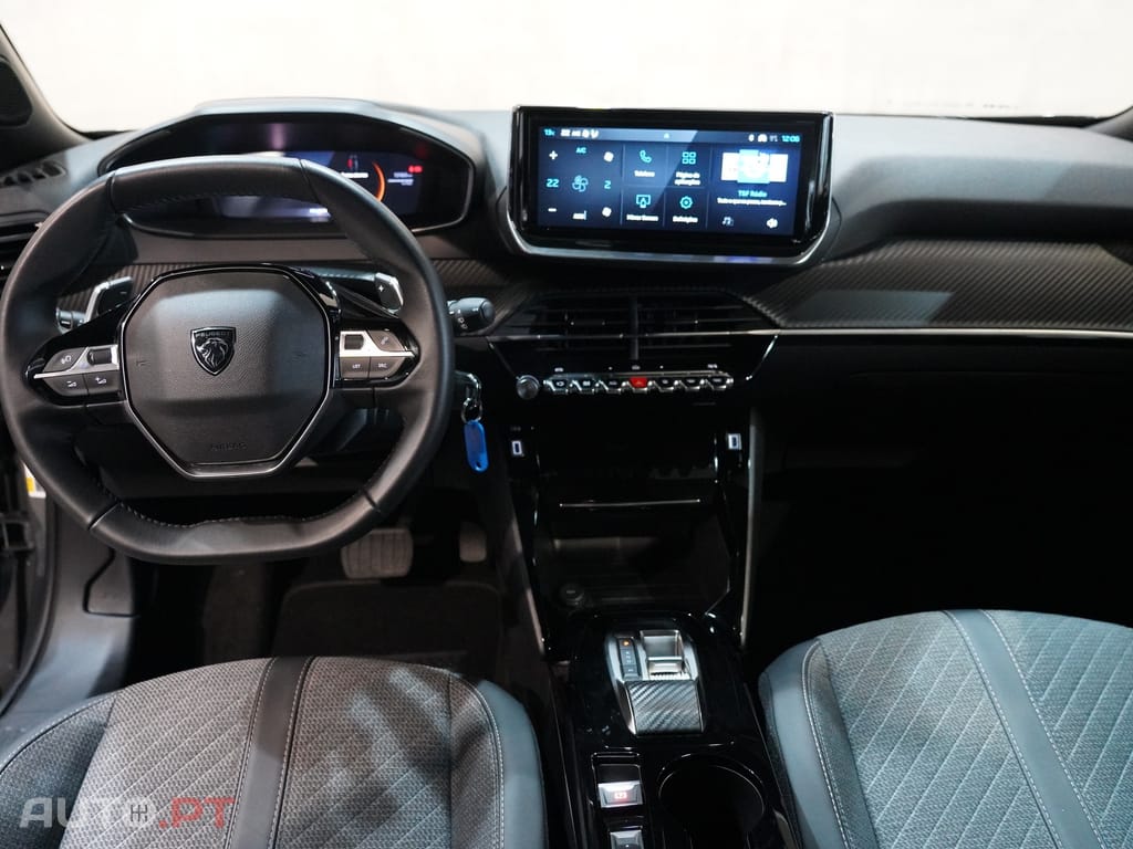 Peugeot 2008 1.2 Hybrid Allure e-DCS6