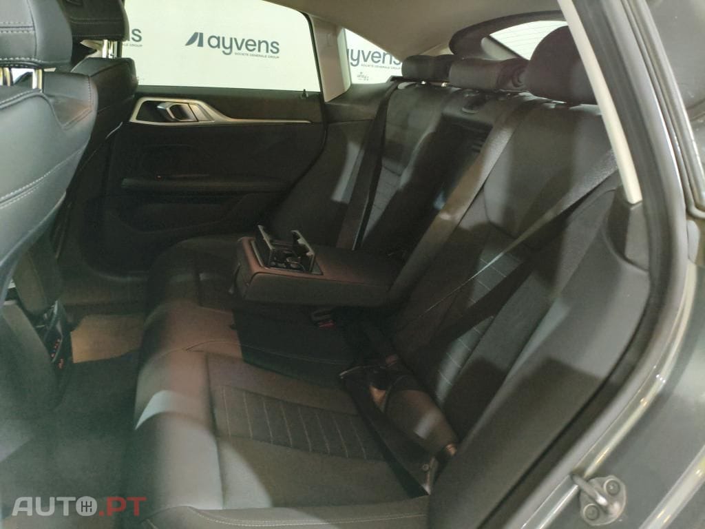 BMW i4 eDrive35