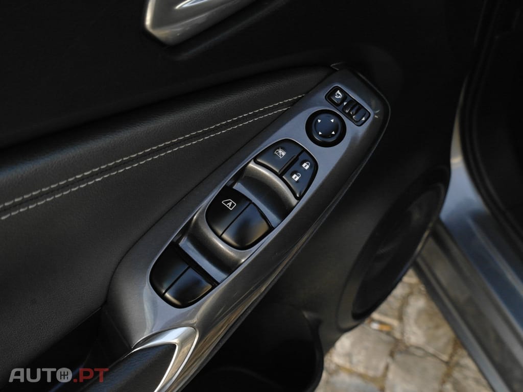 Nissan Juke 1.0 DIG-T Enigma