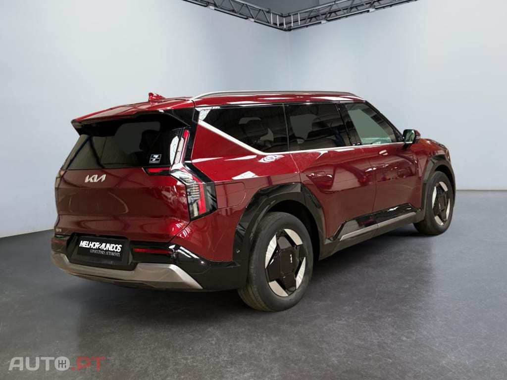 Kia EV9 98.8 kWh Earth