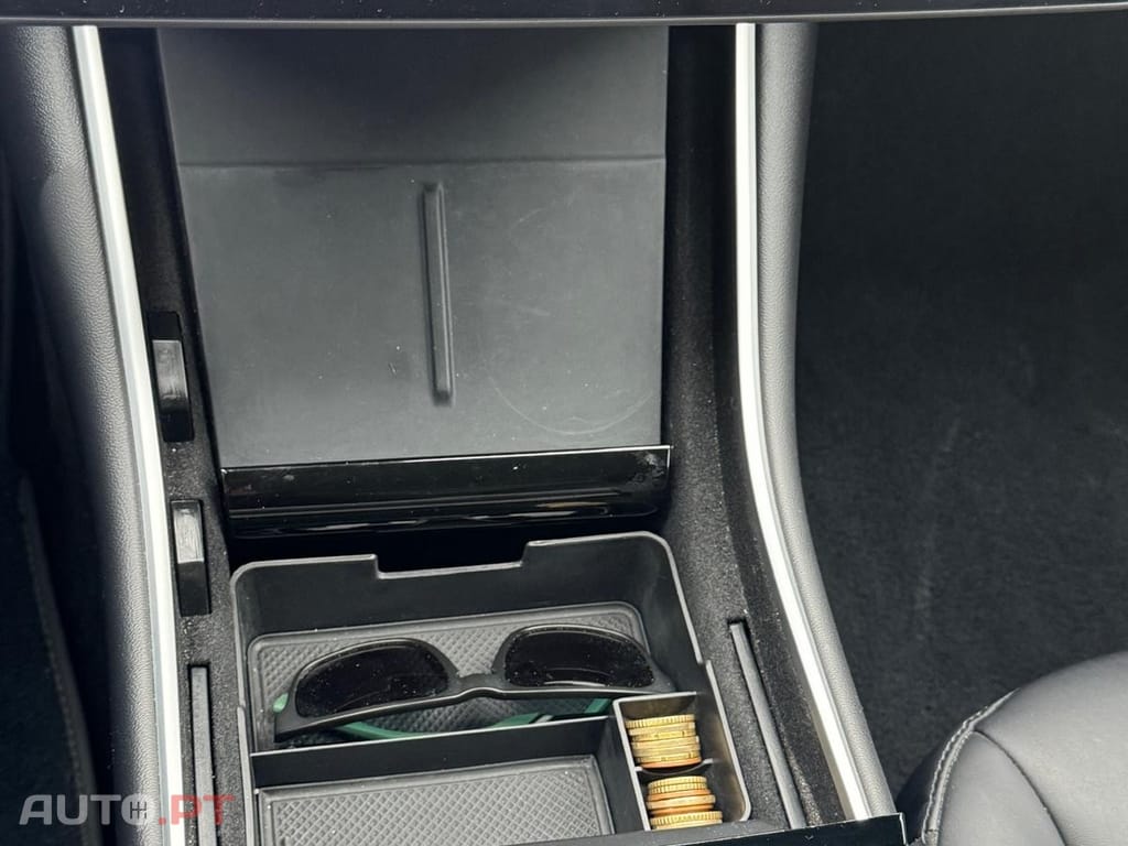 Tesla Model 3 Long-Range Dual Motor AWD