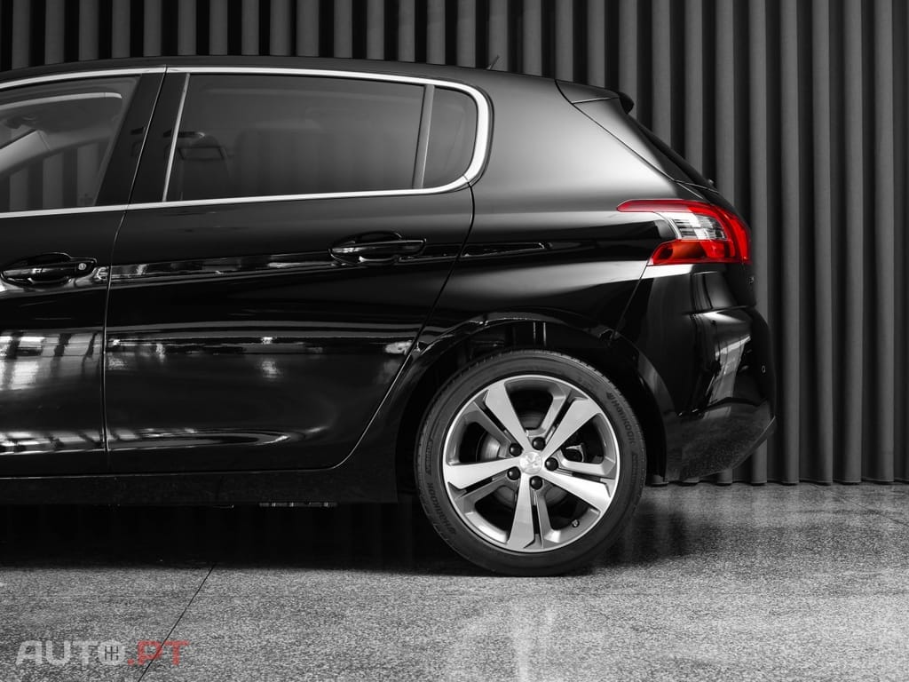 Peugeot 308 1.5 BlueHDi Allure