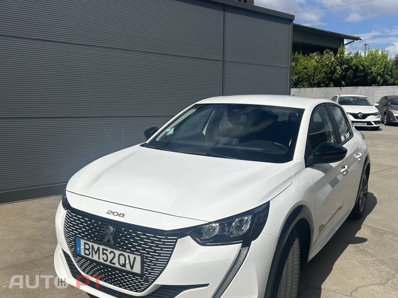 Peugeot E-208 Active