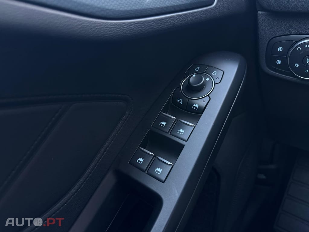 Ford Focus SW 1.0 EcoBoost MHEV Active X